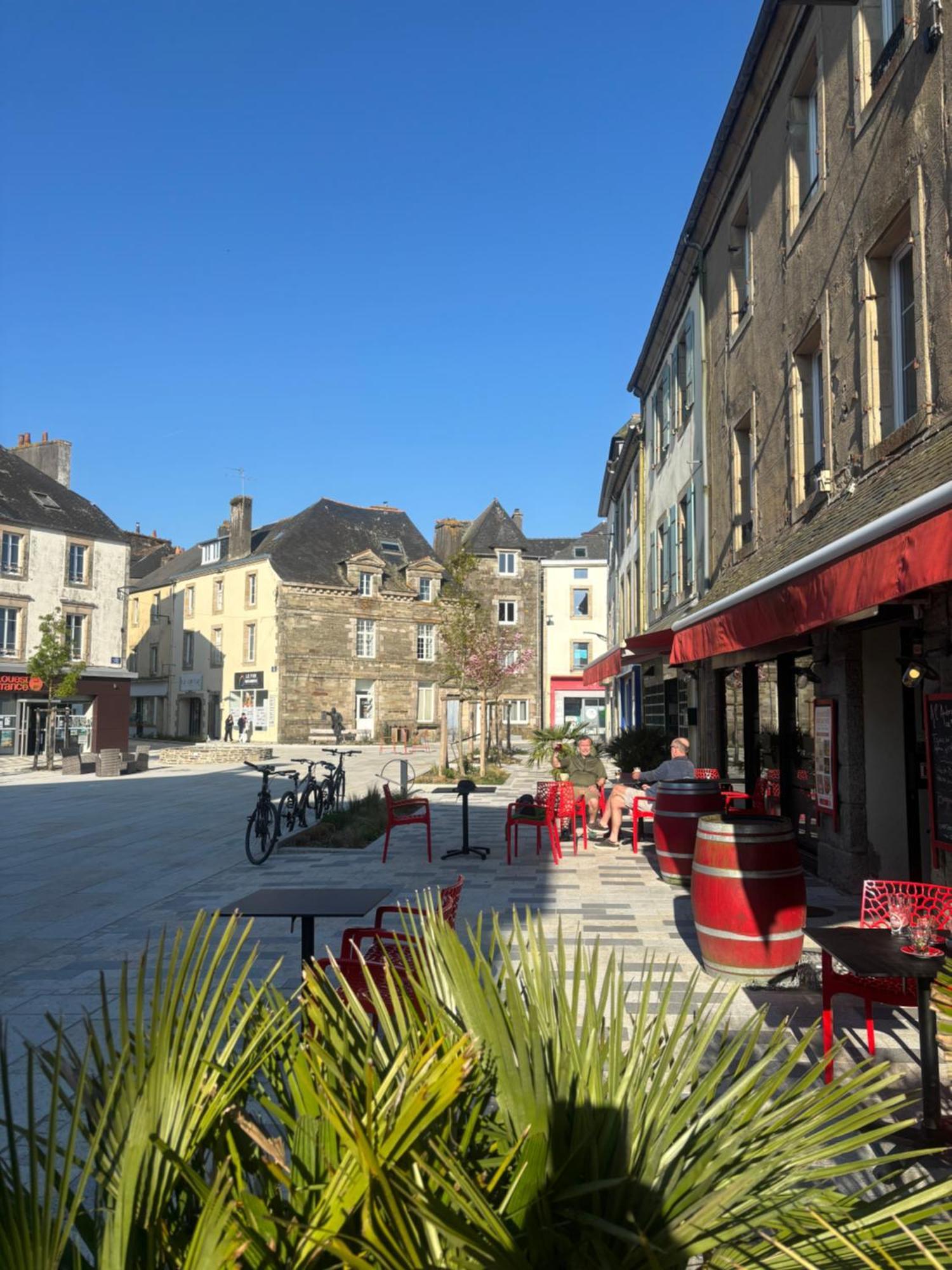 Fontaine Blanche River View, Large Patio & Garden In Central Brittany With Starlink Wifi Treffrin Zewnętrze zdjęcie
